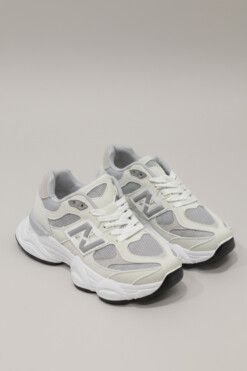 Alternative view of DEPORTIVAS RETRO CON PLATAFORMA