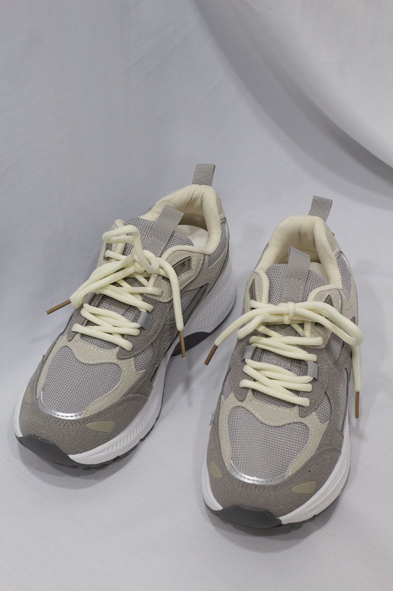 ZAPATILLAS DEPORTIVAS DETALLE - Imagen 5