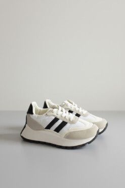 Alternative view of DEPORTIVAS PLUS TRACK