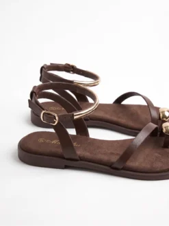 Alternative view of SANDALIAS PLANAS CON DETALLE METALICO