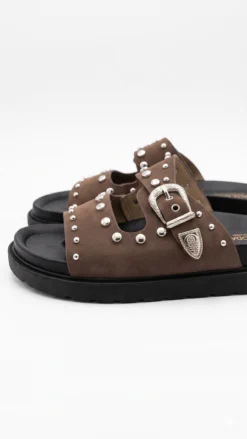 Alternative view of SANDALIAS TACHUELAS BROWN