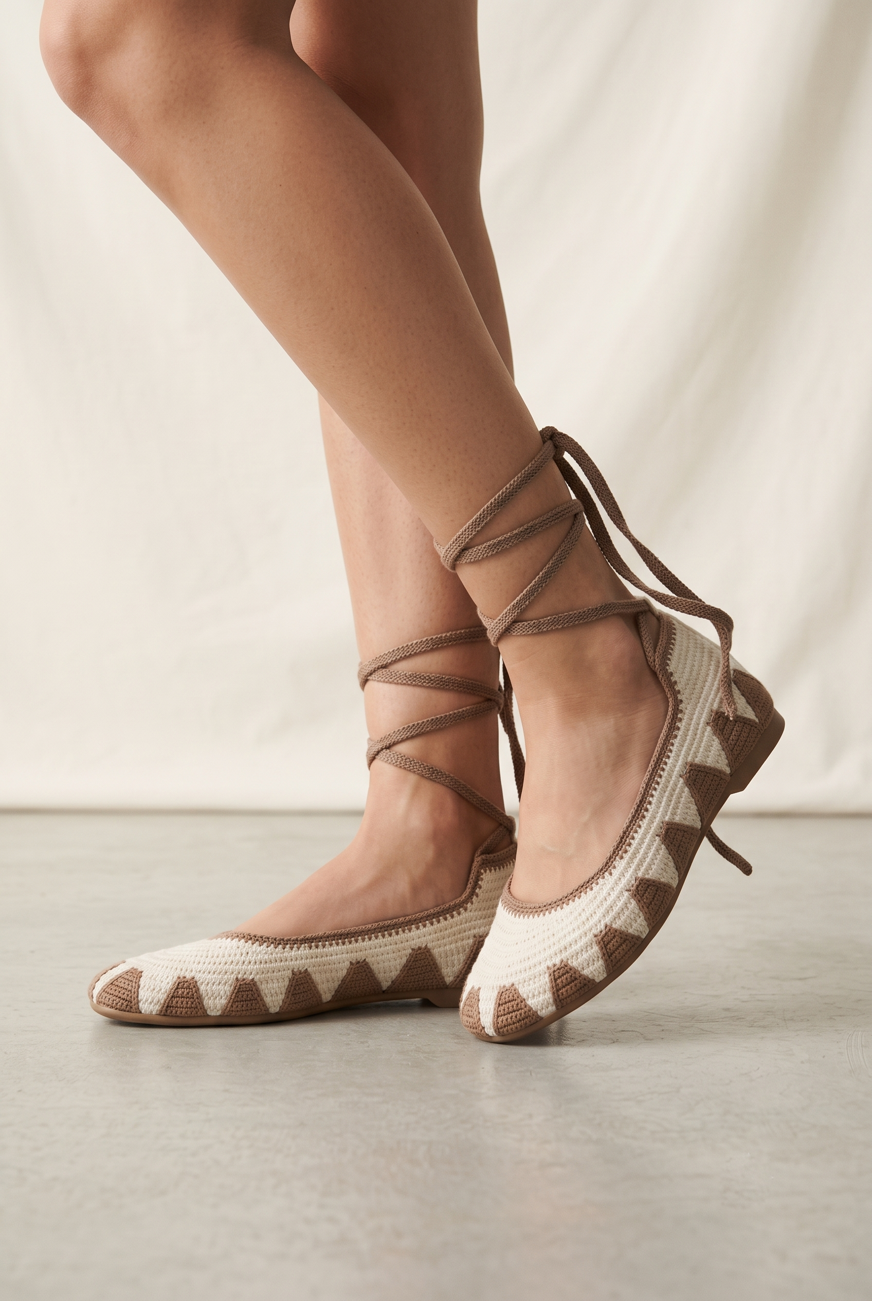BAILARINAS CROCHET TREND BEIGE CAFÉ - Imagen 3